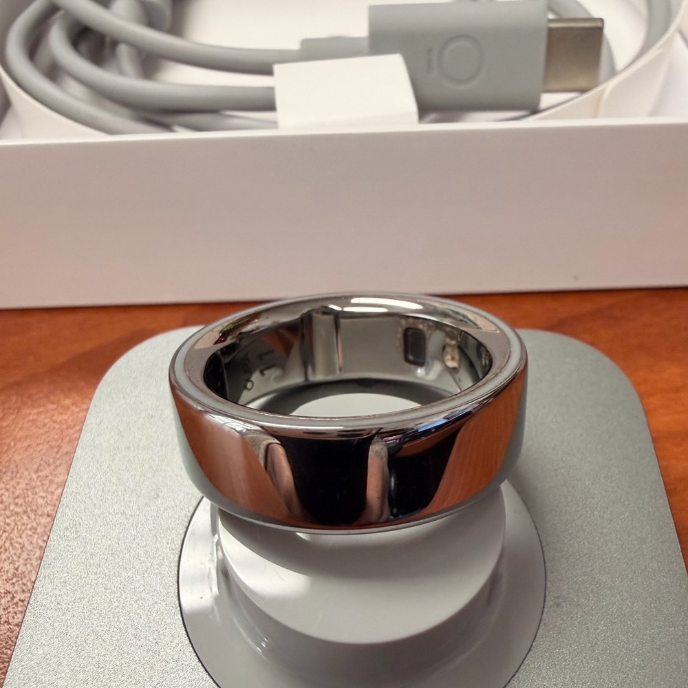 Oura ring size 11 gen 4 silver